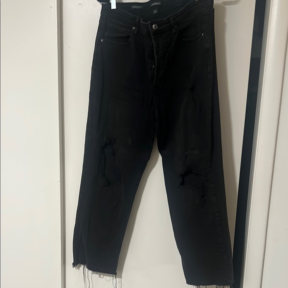 Black Distressed Jeans